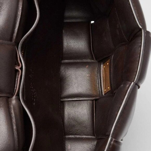 Bottega Veneta Brown Woven Leather Maxi Weave Padded Cassette Chain Bag - Picture 8 of 10